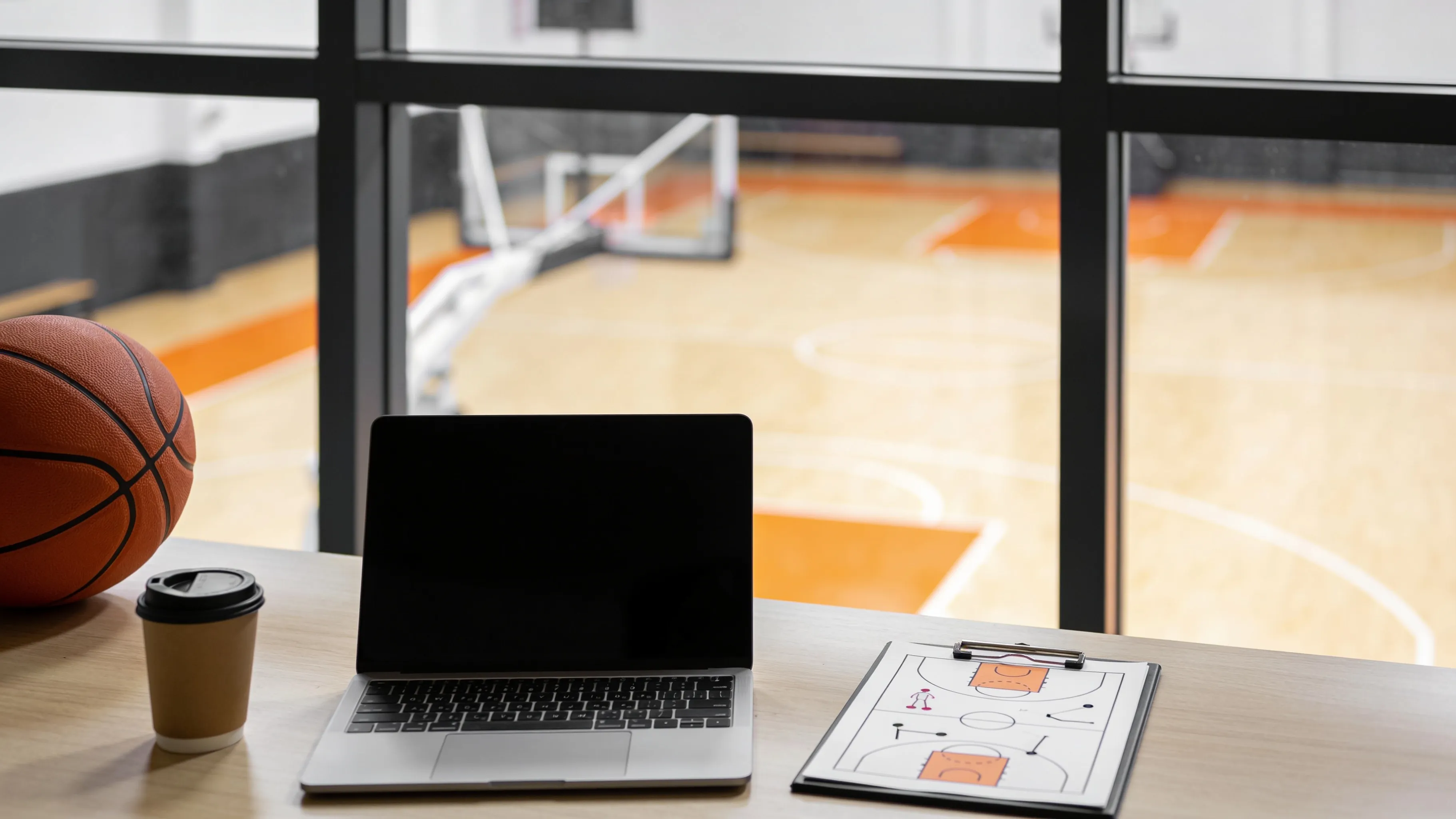 Comissão de Professores de Basquete: Como Calcular e Organizar Sem Confusão